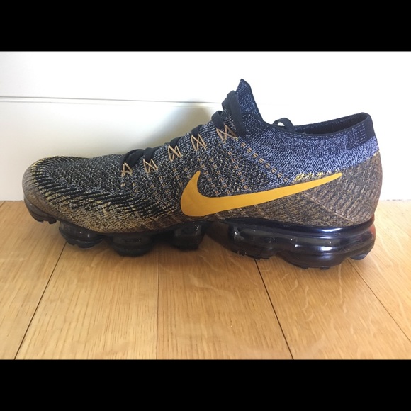 nike vapormax black mineral gold